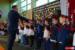 80-lat-szkoly-podstawowej-w-Lubomierzu-pasowanie-2025-50