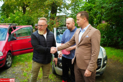 Antos-Lukasz-Patrycja-rodzice-Lwowek-samochod-4