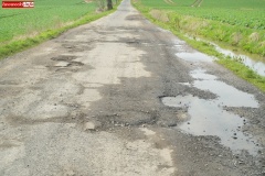 droga-Belczyna-Proboszczow-gmina-Pielgrzymka-najgorsza-droga-17