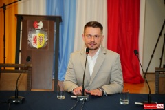 Burmistrz-Dawid-Kobialka-