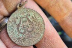 skarby-zlote-monety-lwowek-odkrycie-depozyt-03