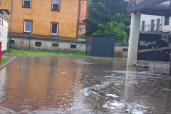 ulewa-zalane-ulice-Swieradow-04