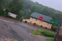 ulewa-zalane-ulice-Swieradow-08