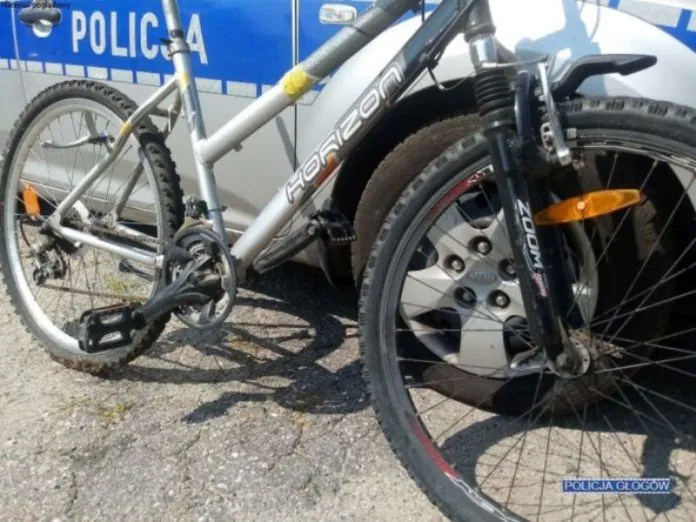 policja-rowerzysta-głogów