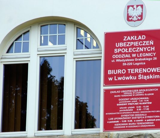 Kontrola kont bankowych, bilingów, odwiedziny u sąsiadów? ZUS wyjaśnia