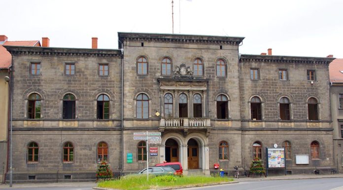 Ile na nagrody dla pracowników wydają w lwóweckim urzędzie?