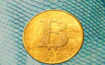 Chciał się wzbogacić na Bitcoinach. Oszukali go na 30 tys.