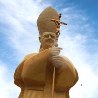 Spektakl laserowy w lwóweckim kościele