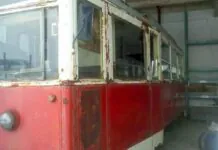 Tramwaj z Jeleniej Góry trafił do Rakowic Wielkich