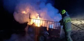 Nocny pożar przy kamieniołomie