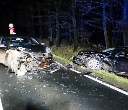 Pijany kierowca doprowadził do czołówki? Wcześniej innym autem wypadł z drogi