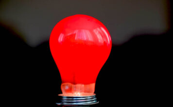 Depopulacja w powiecie, czyli ostatni gasi światło