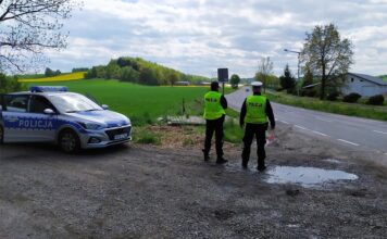 Zatrzymanych 32 kierowców. To efekty policyjnej akcji “prędkość”. policyjna kontrola prędkości