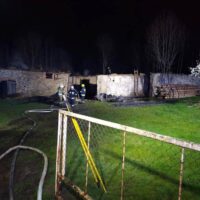 W nocy spłonął budynek gospodarczy