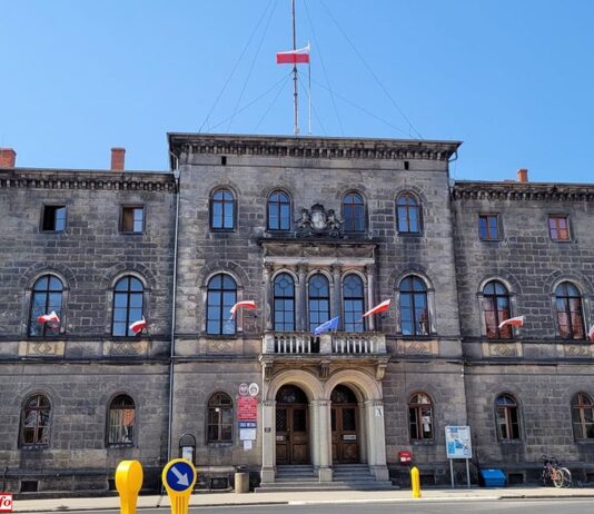 Urząd Gminy i Miasta Lwówek Śląski 1