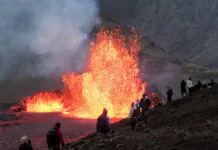 Tak wygląda erupcja wulkanu na Islandii