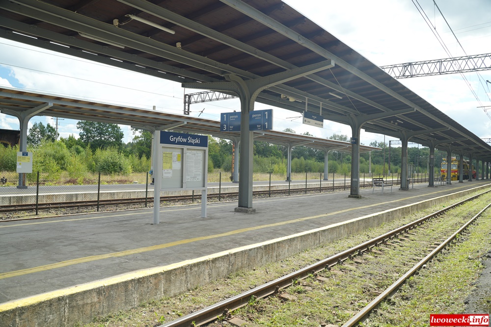 Dworzec kolejowy w Gryfowie Śląskim PKP