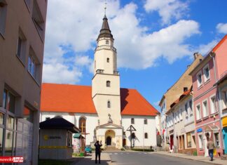 Gryfów Śląski ulica Bankowa kościół