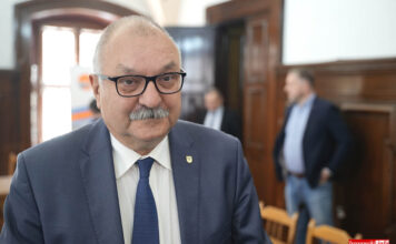 Marszałek Cezary Przybylski o inwestycjach w powiecie lwóweckim