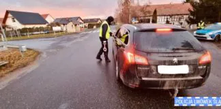 Policjanci skontrolowali 266 kierujących. Nie wszyscy byli trzeźwi