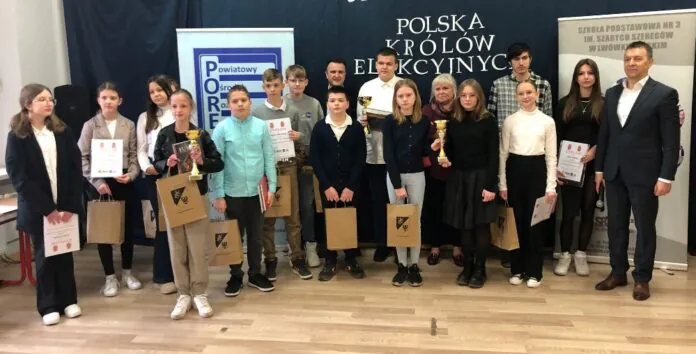 Finał V Powiatowego Konkursu Historycznego 1
