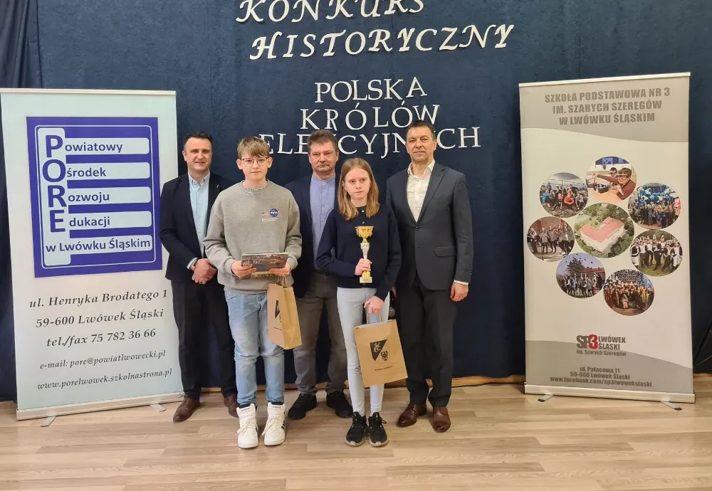 Final V Powiatowego Konkursu Historycznego 3
