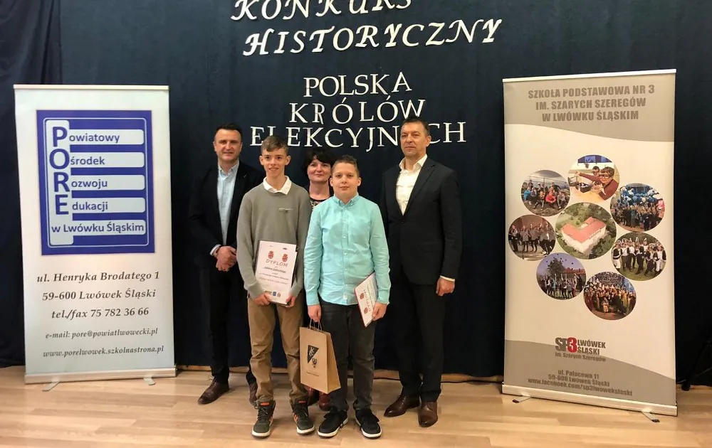Final V Powiatowego Konkursu Historycznego 6