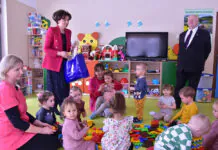 Minister Marlena Maląg żłobku miejskim w Gryfowie Śląskim