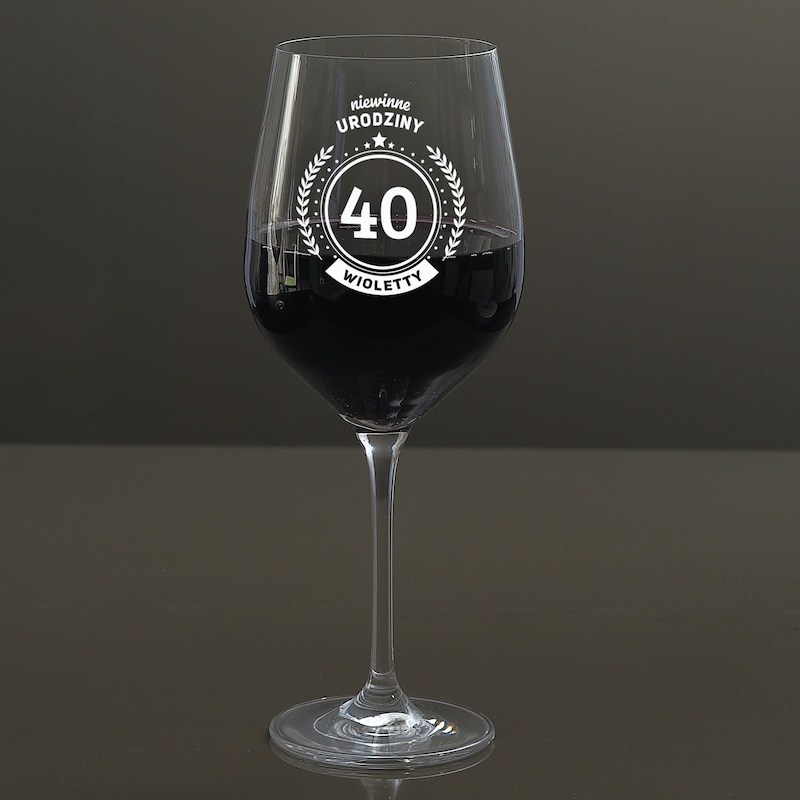 kieliszek do wina na 40 urodziny