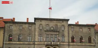 Lwówek urzad flaga