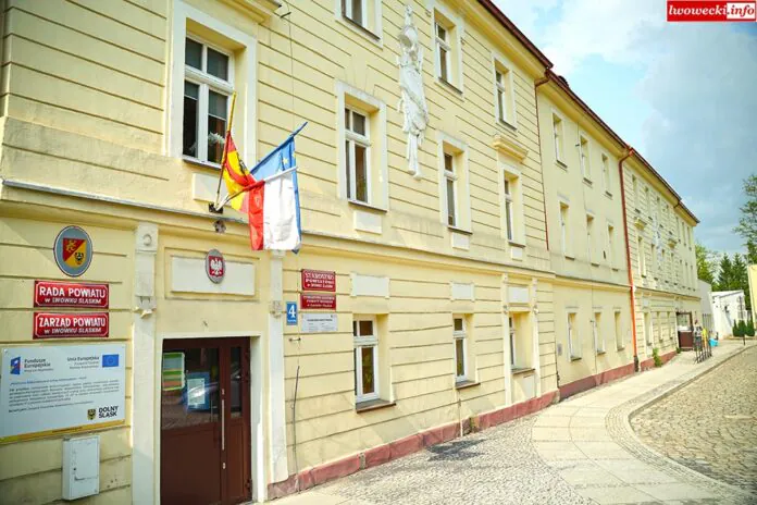 Starostwo Powiat szpitalna Lwówek Starostwo Powiat szpitalna Lwówek