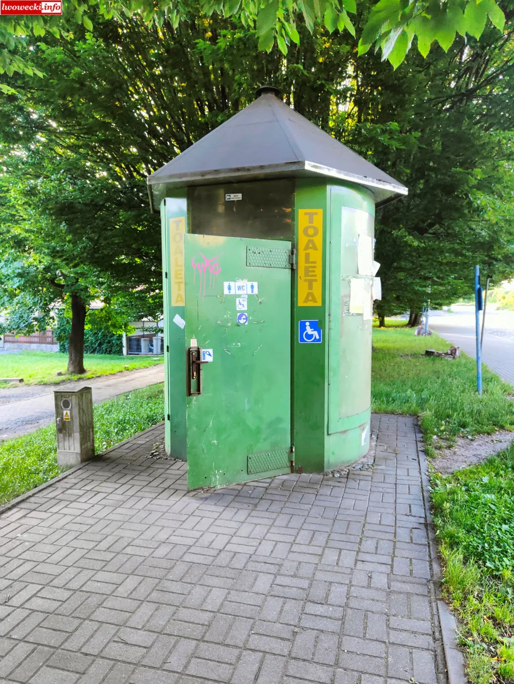 Lwowek Slaski ulica Dworcowa toaleta 2