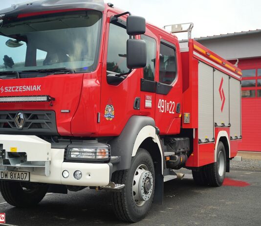 Zostań strażakiem PSP w Lwówku Śląskim. Trwa nabór RENAULT TRUCKS PSP Lwówek Śląski straż pożarna 01