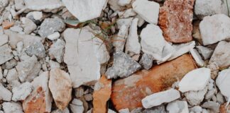 Wywóz gruzu Wrocław – jak to zorganizować?