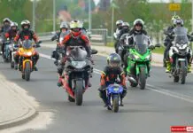 Tłumy motocyklistów na otwarciu sezonu w Lwówku Śląskim/ Dworku