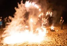 Full Moon's Flames teatr ognia