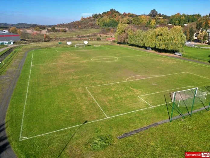 Stadion miejski w Lwówku Śląskim Stadion miejski w Lwówku Śląskim