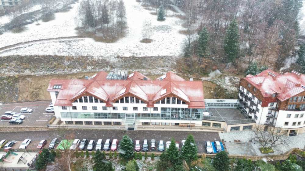 W Górach i na Pogórzu Izerskim sypie śnieg