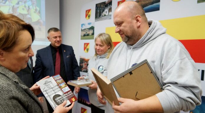 Wyróżnienie dla naszych mistrzyń piłki ręcznej