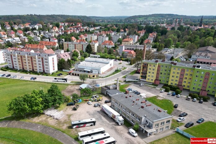 lwówek śląski stadion