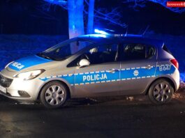 Mężczyzna leżał w rowie. Na miejscu policja i pogotowie
