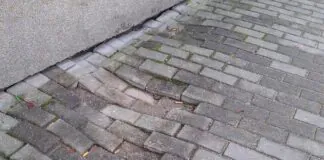 Lwówek Śląski. W mieście zapada się chodnik