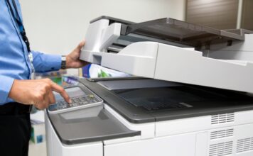 Czy wynajem urządzeń wielofunkcyjnych się opłaca? Oto potencjalne korzyści