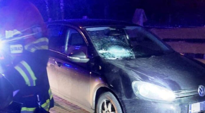Potrącenie pieszego. Na miejscu pogotowie, straż i policja