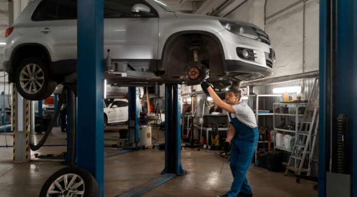 Klucze do pompy wtryskowej – profesjonalne przyrządy do precyzyjnej regulacji