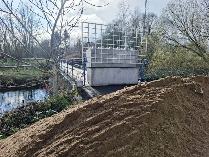 barykada ogródków działkowych w Lwówku Śląskim 01