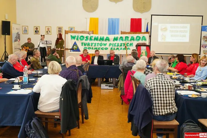 wiosenna narada turystów pieszych dolnego śląska lwówek 2025 01