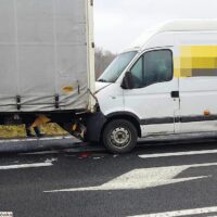 Trzy samochody zderzyły się na DK30