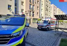 Interwencja policji i pogotowia na Placu Wolności