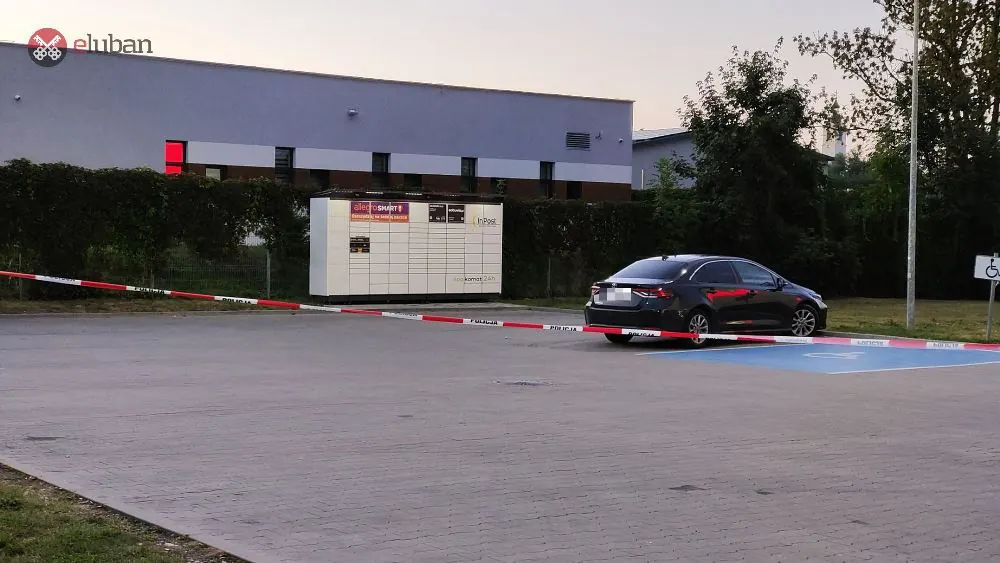 Strzały przed marketem Dino. Postrzelony mężczyzna trafił do szpitala 1 fabryczna osiedle postrzl dino1